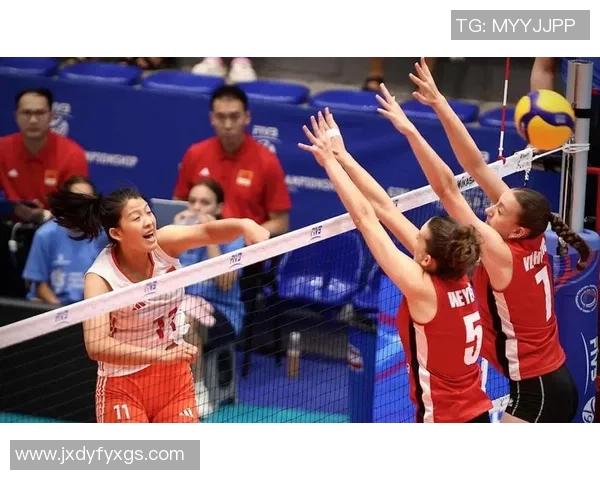 中国女排在2019年澳门对战比利时的精彩瞬间与赛后分析 中国女排在2019年澳门对战比利时的精彩瞬间与赛后分析